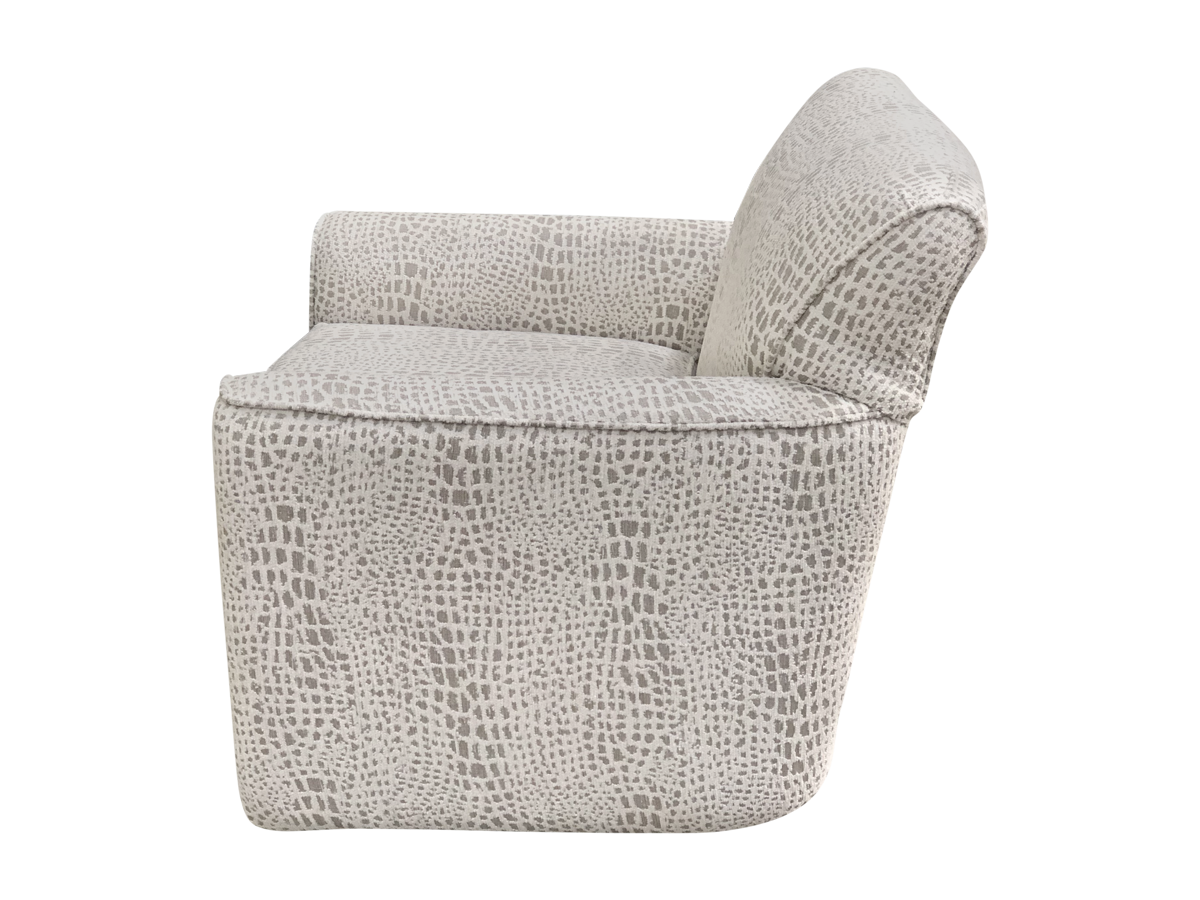 SOPHIA CHAIR