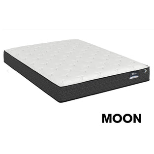 MOON - ESSENTIAL