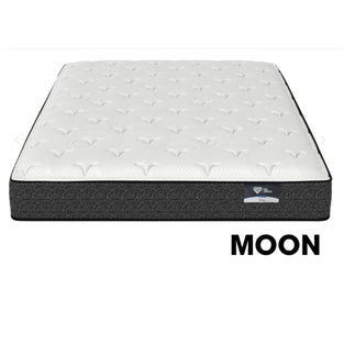 MOON - ESSENTIAL MOON - ESSENTIAL
